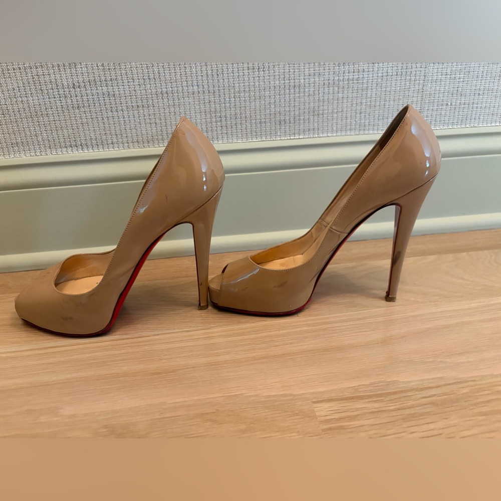 Christian Louboutin Nude Patent Heels